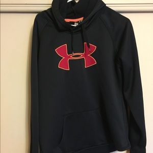 Women’s Under Armour sweatshirt